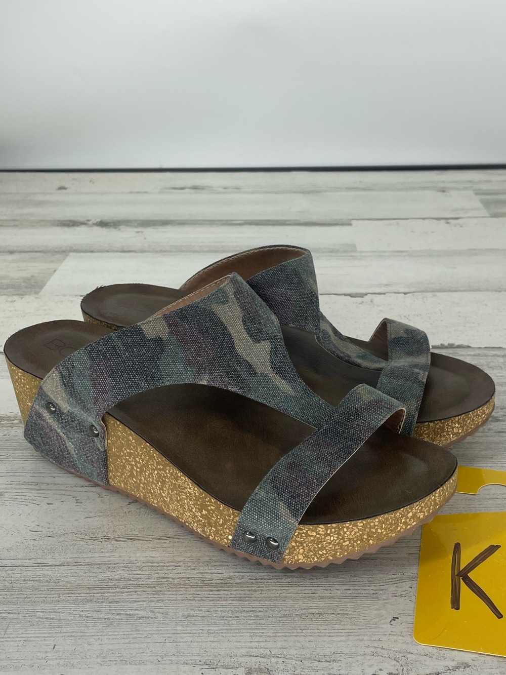 Boutique by Corkys Lilo Canvas Camo Wedge Cork Sandals Peep Toe Twee Size 10